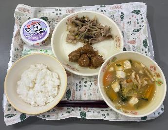 10月10日の小学校の『ときめき給食』