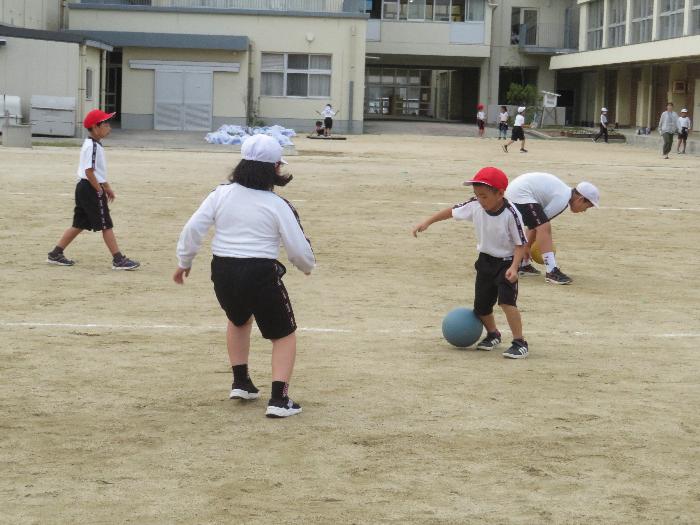 ドリブルで相手をぬきます